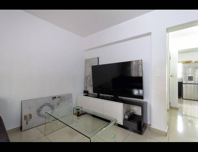 2 BEDROOM TOWNHOUSE FOR SALE IN RADIOKOP
